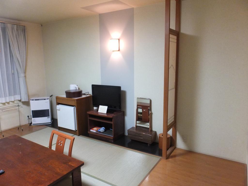 Shari Central Hotel מראה חיצוני תמונה