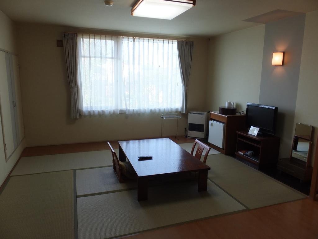 Shari Central Hotel מראה חיצוני תמונה